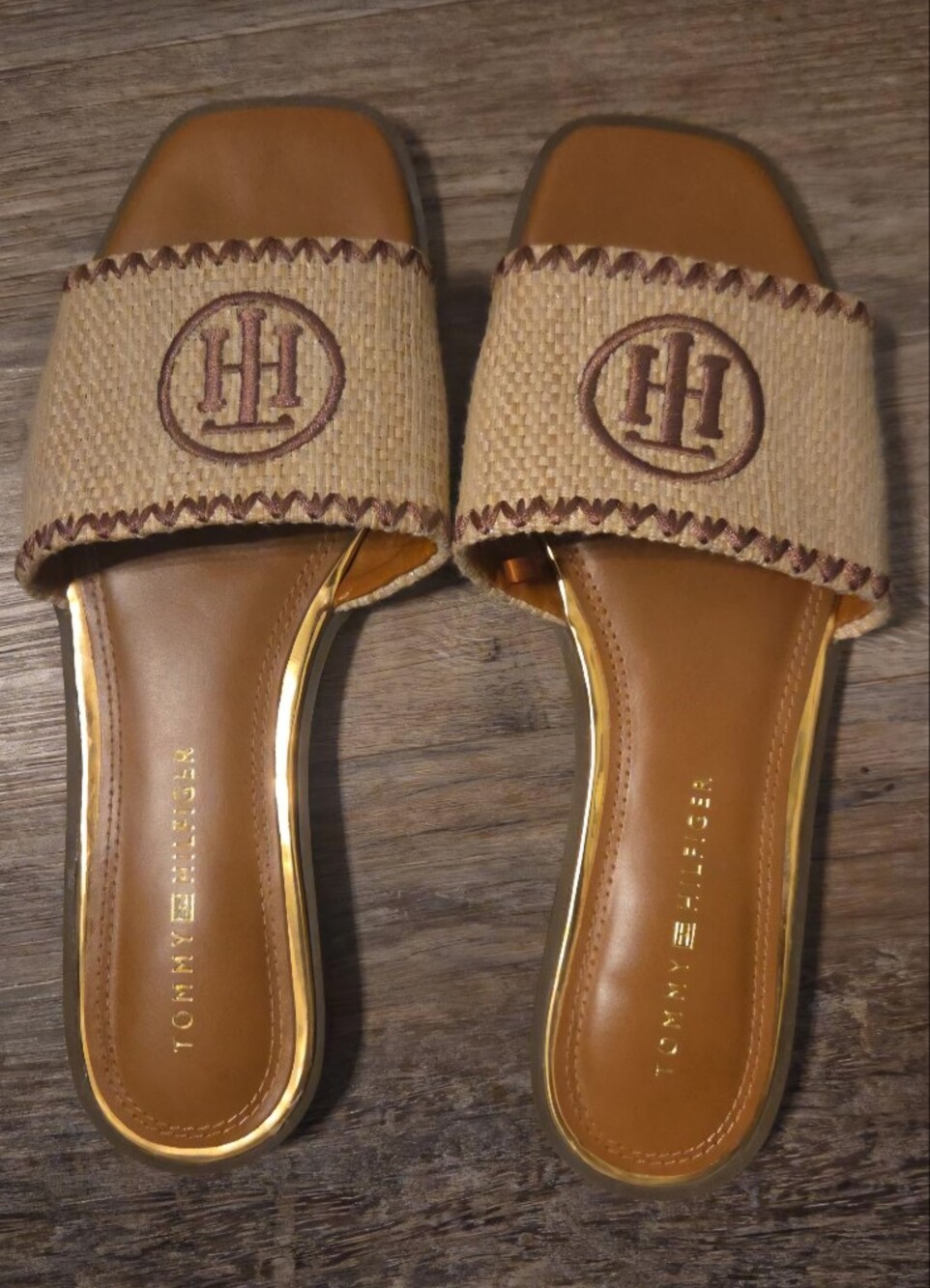 Tommy Hilfiger Raffia TH Logo Slide Sandals Tan Brown Size 8